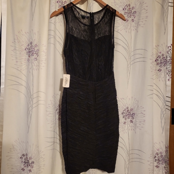 Forever 21 Sleeveless Bodycon Dress NWT - Picture 2 of 12